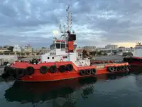 زورق السحب للبيع