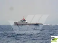 قارب طاقم للبيع