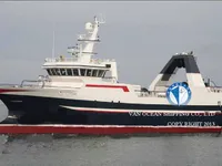 سفينة صيد بالجر للبيع