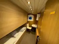 سفينة إمداد للبيع