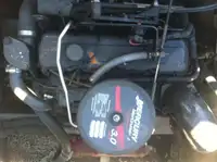 قوارب العمل للبيع