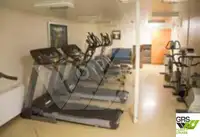 سفينة حاويات للبيع