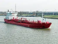 Oil/Chemical tanker للبيع