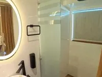يخت للبيع