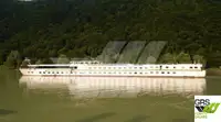 سفينه سياحيه للبيع