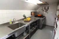 فندق عائم للبيع