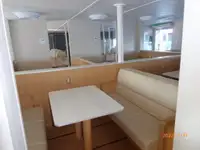 سفينة عبّارة للبيع