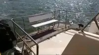 قارب طاقم للبيع