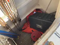 سفينة إنزال، ناقلة للبيع