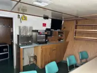 سفينة سحب للبيع