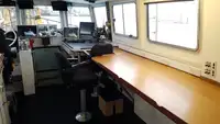 سفينة حاويات للبيع