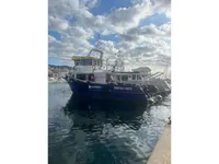 سفينة مسح للبيع