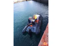 سفينة سحب للبيع