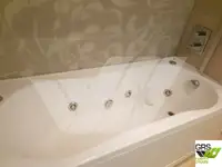 سفينة سياحية للبيع