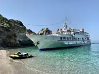 سفينة ركاب للبيع