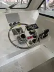 قارب طاقم للبيع