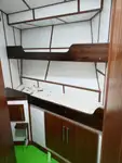 قوارب العمل للبيع
