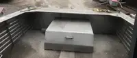 قوارب العمل للبيع