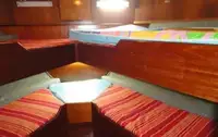 قارب طيار للبيع
