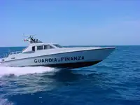سفينة دورية للبيع