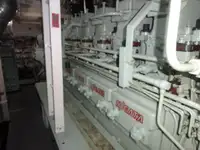 سفينة بحثية للبيع