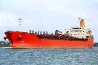 Oil/Chemical tanker للبيع