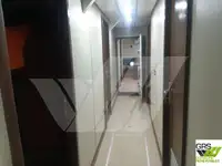 قوارب العمل للبيع