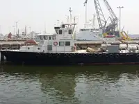 زورق دورية للبيع