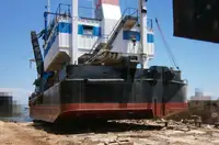 سفينة سحب للبيع