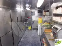 سفينة سياحية للبيع