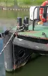 قوارب العمل للبيع