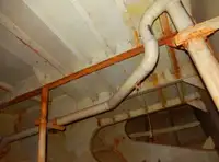 قوارب العمل للبيع