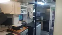 سفينة نقل بضائع بالمركبات (Ro-Ro) للبيع