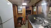 زورق دورية للبيع