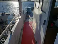سفينة عبّارة للبيع