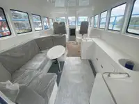 قارب طاقم للبيع