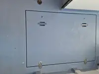 قارب مزدوج الهيكل للبيع