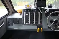 قوارب العمل للبيع