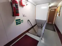سفينة نقل بضائع بالمركبات (Ro-Ro) للبيع