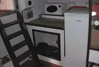 قارب طيار للبيع