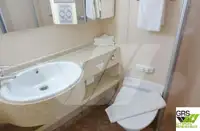 سفينة سياحية للبيع