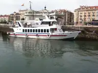 سفينة عبّارة للبيع