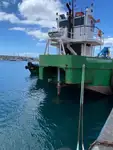 قوارب العمل للبيع