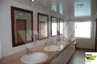 سفينة نقل بضائع بالمركبات (Ro-Ro) للبيع
