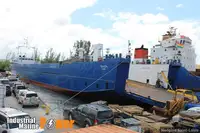 سفينة نقل بضائع بالمركبات (Ro-Ro) للبيع
