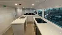 كاتاماران للبيع