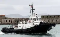 زورق السحب للبيع