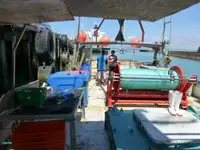 سفينة صيد بالجر للبيع