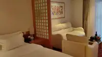 سفينة سياحية للبيع