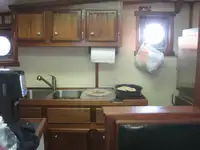 سفينة سحب للبيع